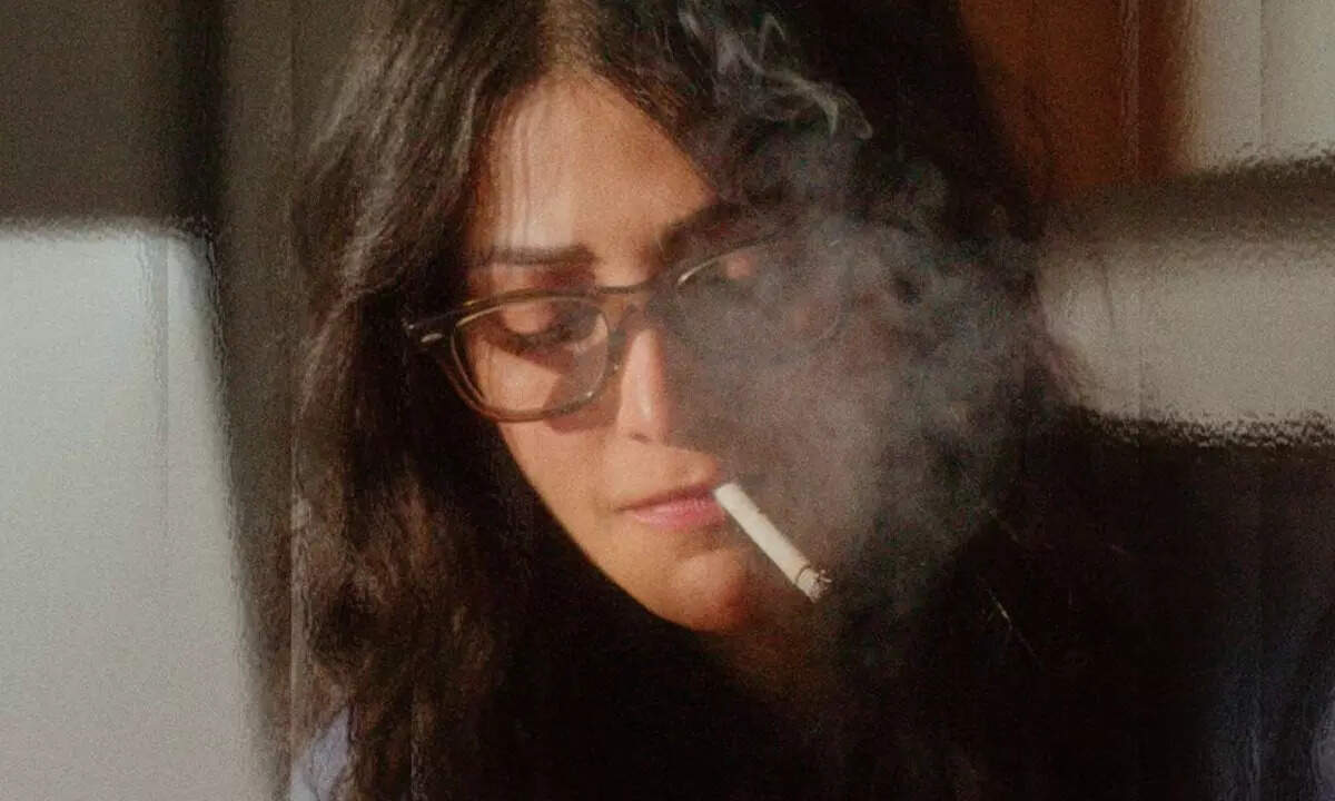 Shruti Haasan's 'Aakasamlo Oka Tara' FIRST LOOK out