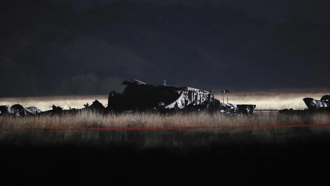 Thai military plane crashes in Chiang Mai during training; two pilots killed