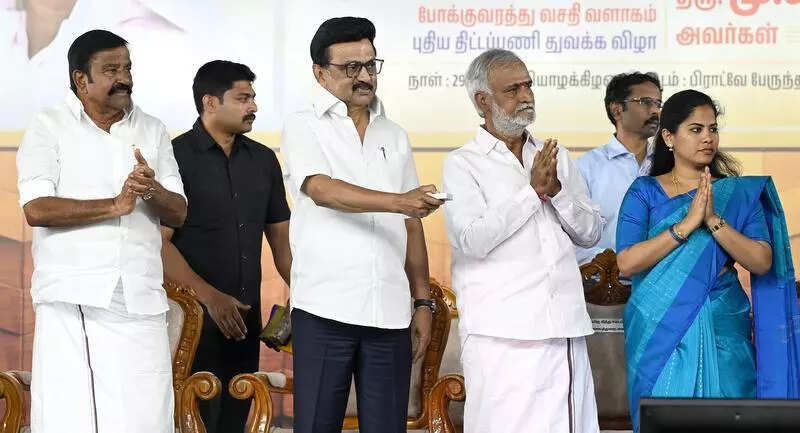 Broadway to sport 822cr transport hub