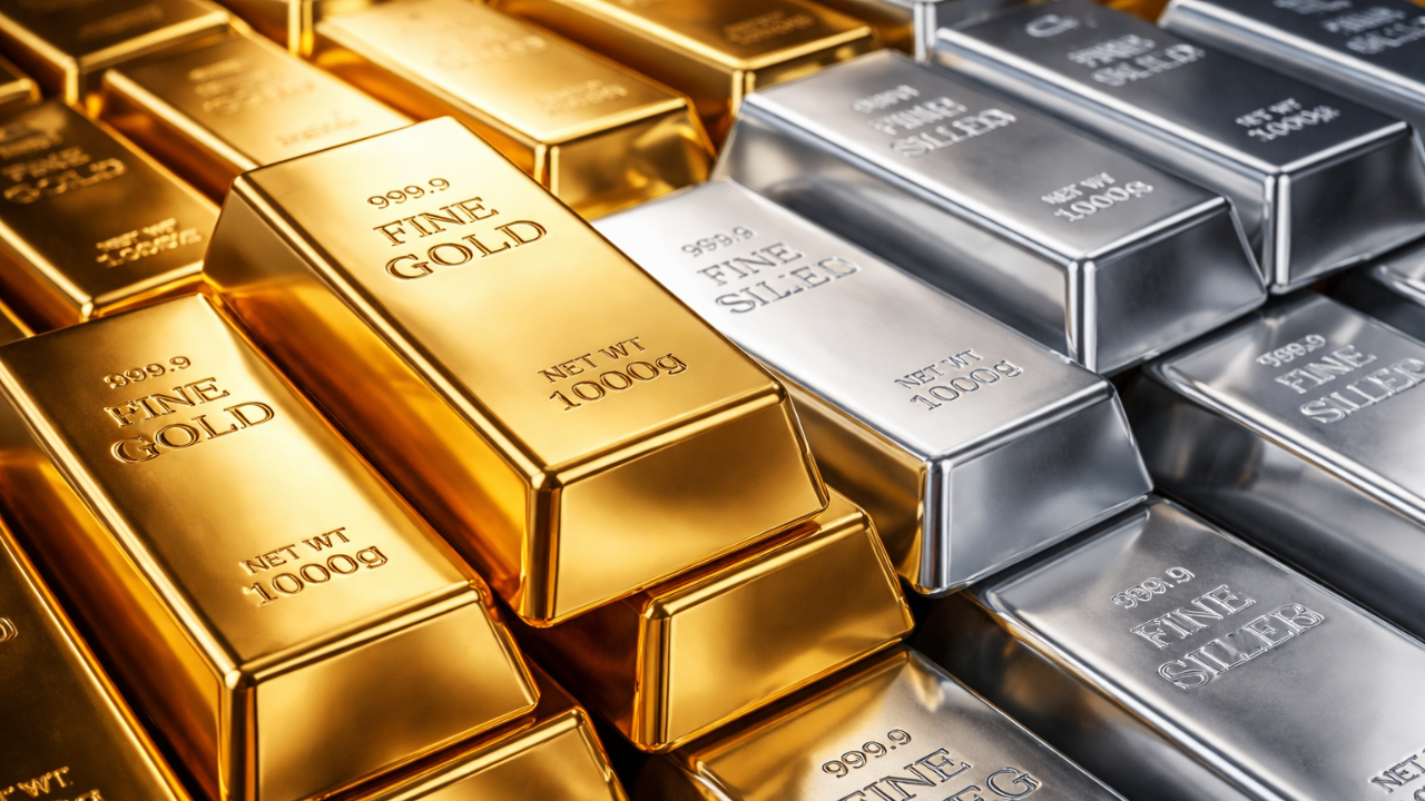 Brutal selloff! Gold, silver prices crash in volatile session - what’s causing the dip?