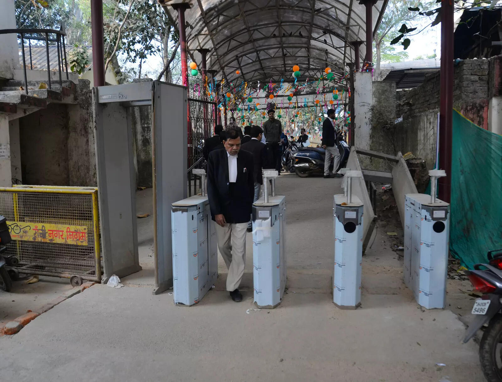 Ranchi Civil Court Enhances Security with Boom Barriers and Flap Gates