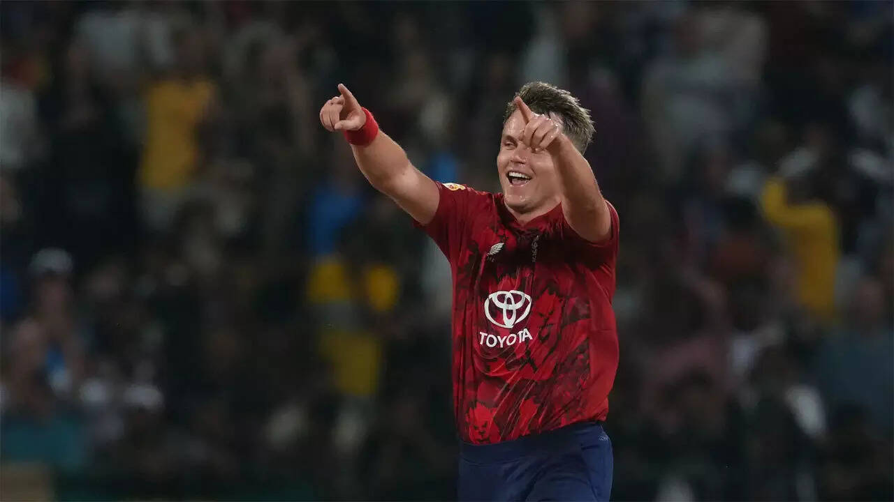 1st T20I: Sam Curran hat-trick powers England to 11-run DLS victory over Sri Lanka