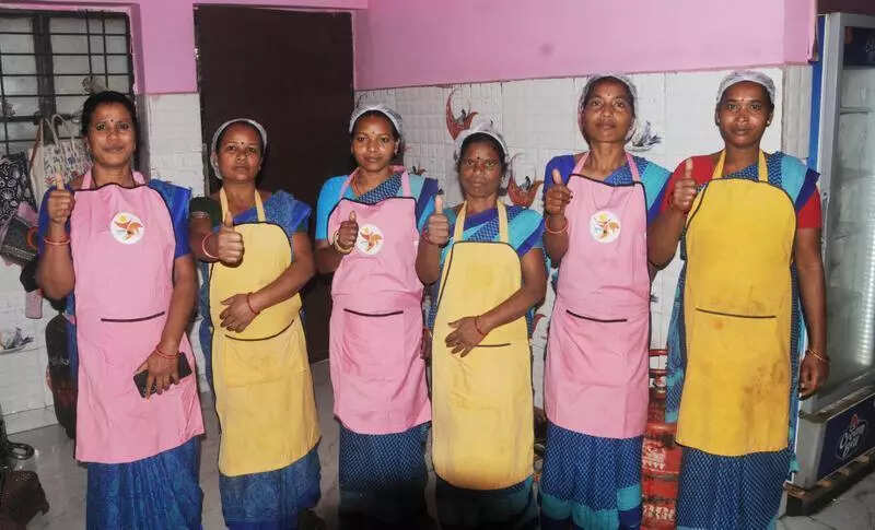 Nirmala Sitharaman Announces SHE Marts to Boost Women Entrepreneurs, Jharkhand SHGs to Benefit