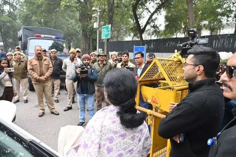 In morning face-off, CM dares Delhi cops: ‘Not here for stir, wouldn’t be able to handle if I was’