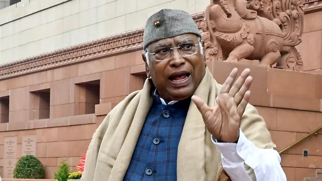 ‘Just like ceasefire…’: Cong demands full details of India-US trade deal; fires 4 questions