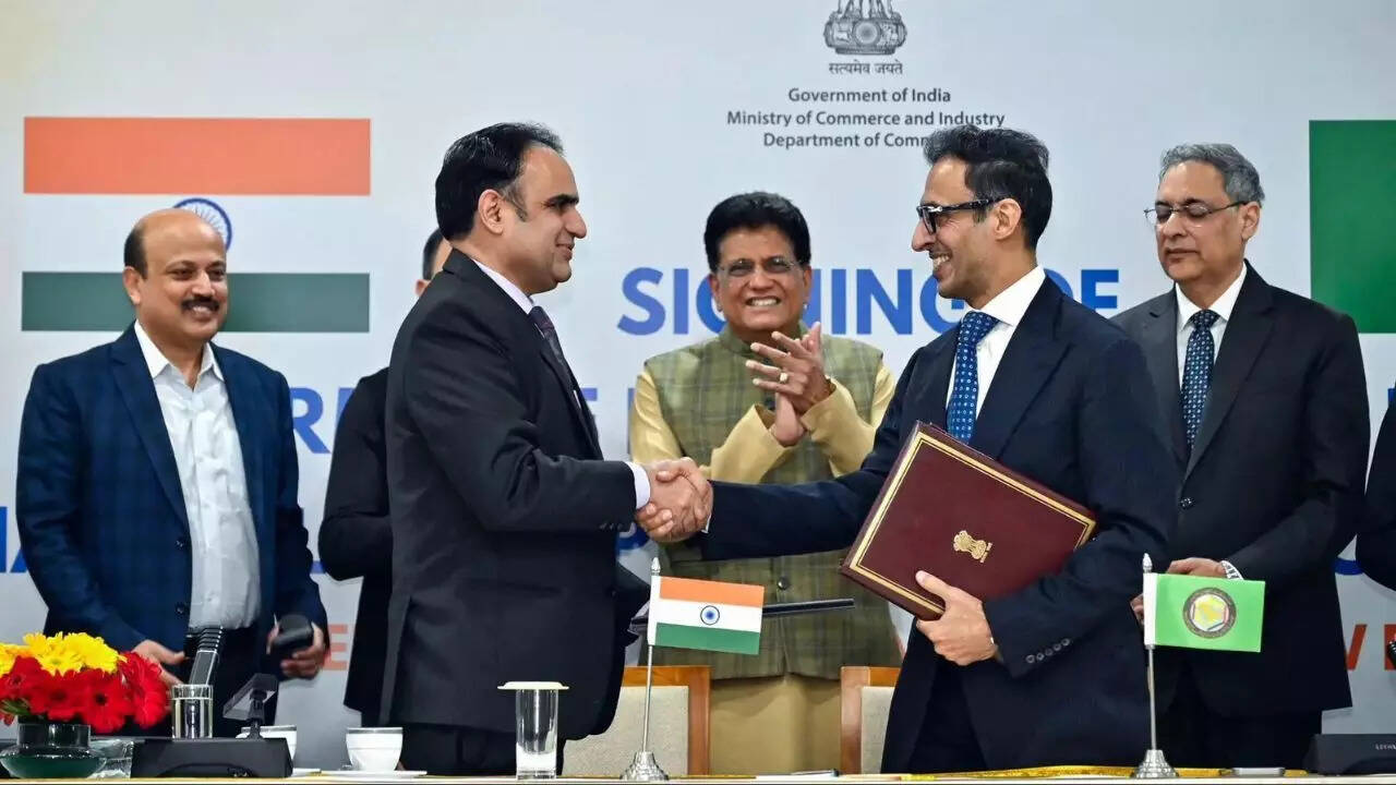 India, six Gulf nations set stage to launch FTA talks