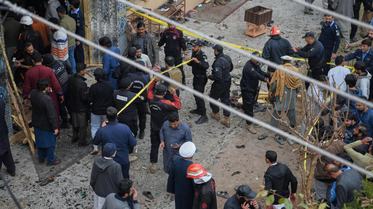 Suicide blast at Islamabad mosque kills 31, MEA snubs Pak claim of Indian hand