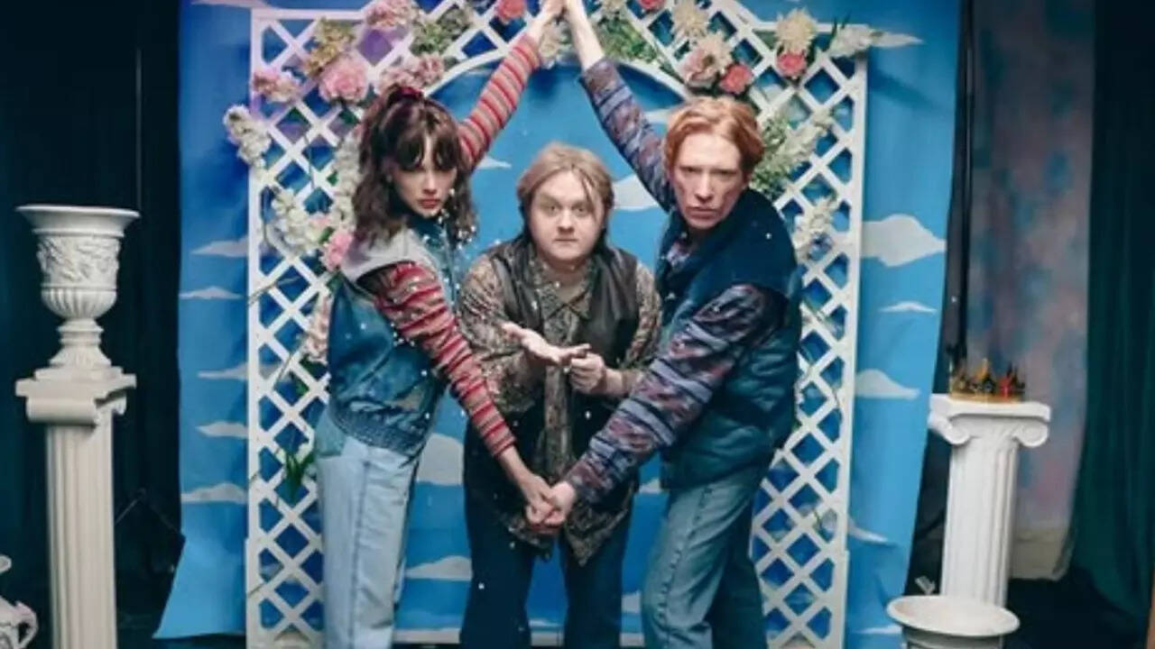 Taylor Swift breaks down ‘Opalite’ music video