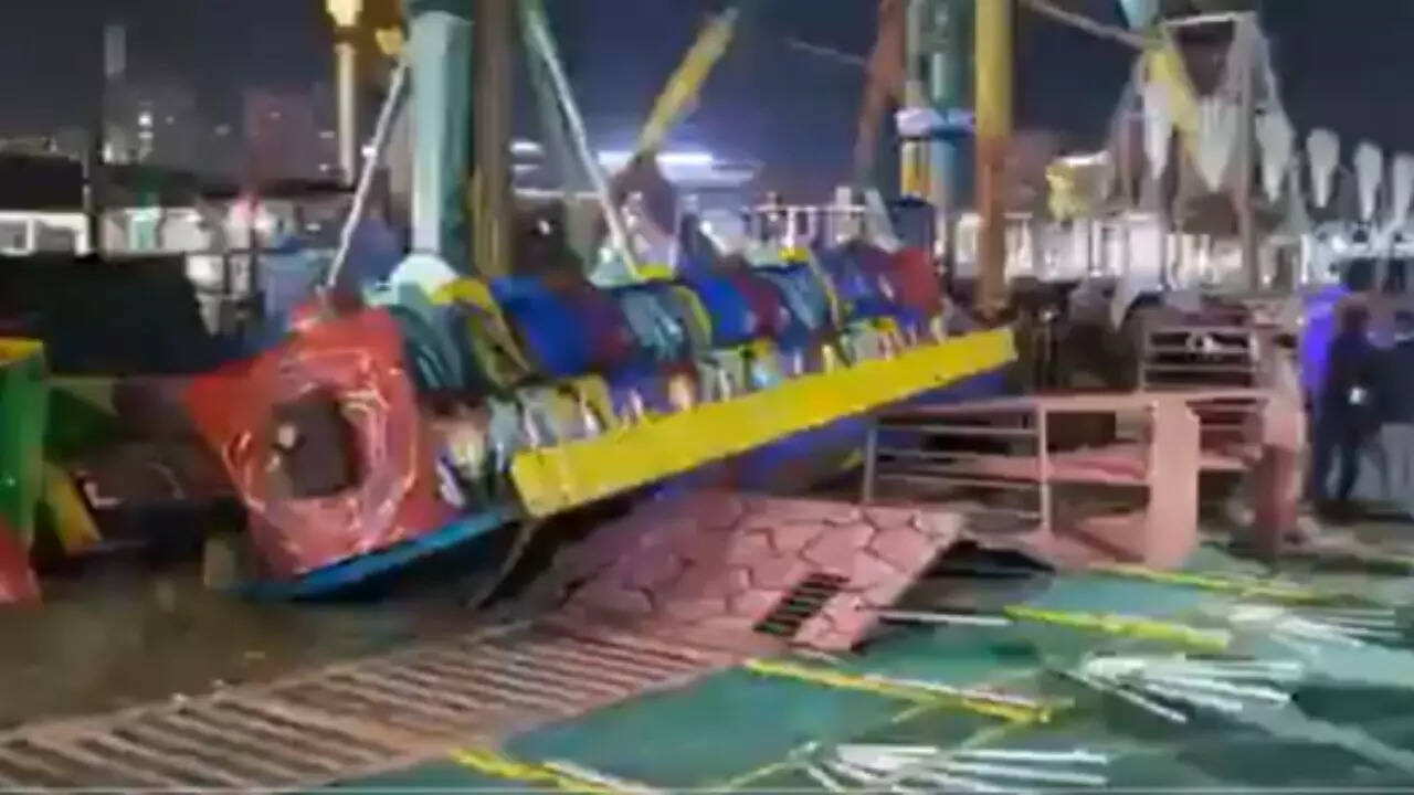 1 dead, 13 hurt as fairground ride collapses in Haryana's Surajkund Mela