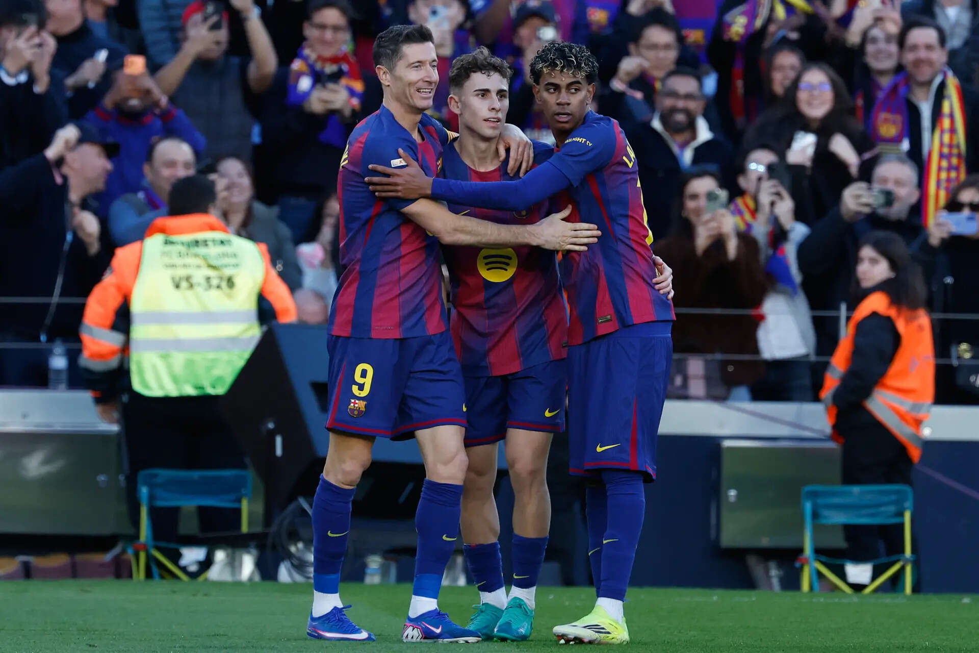 Barcelona secure four-point La Liga lead as Yamal and Lewandowski deliver