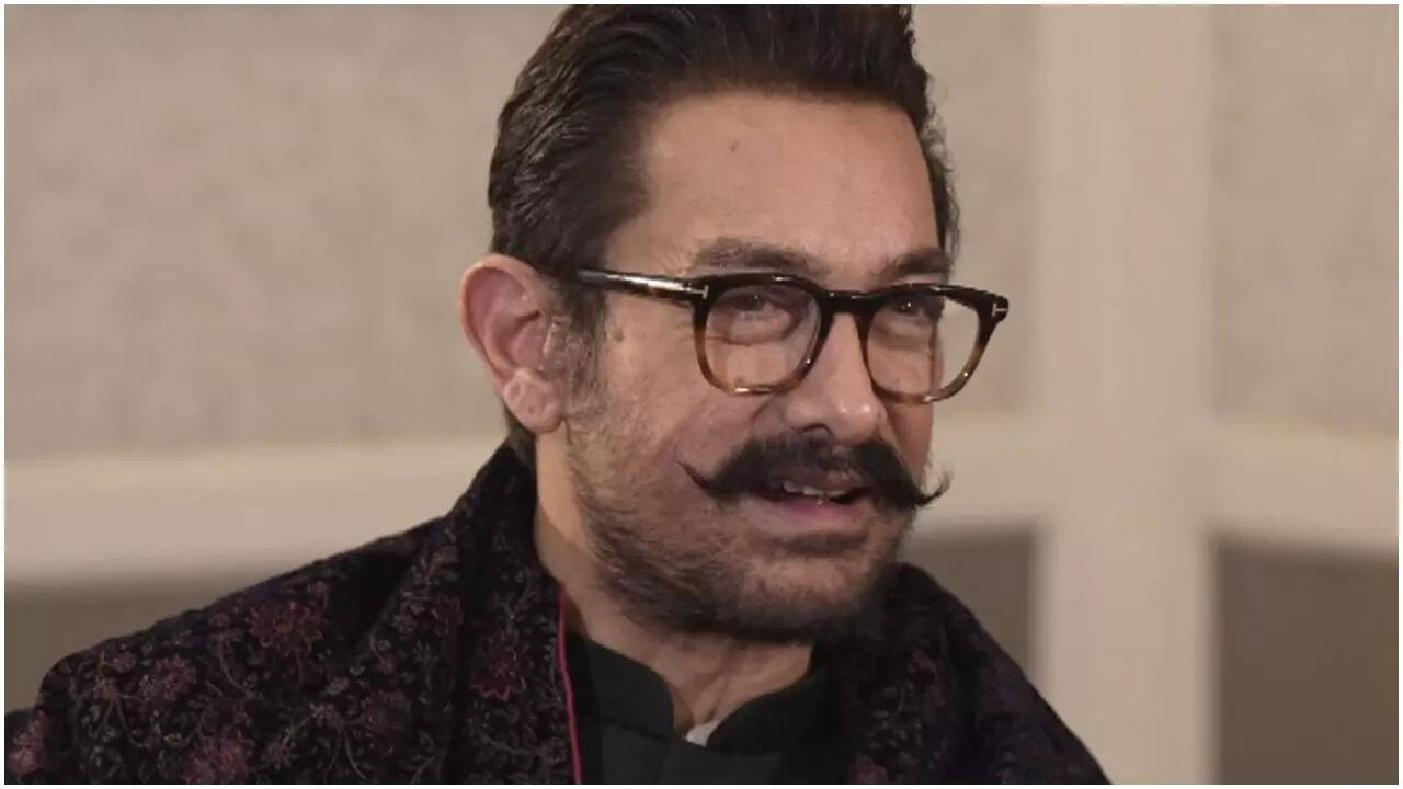 Aamir gets SLAMMED by film distributor for THIS reason