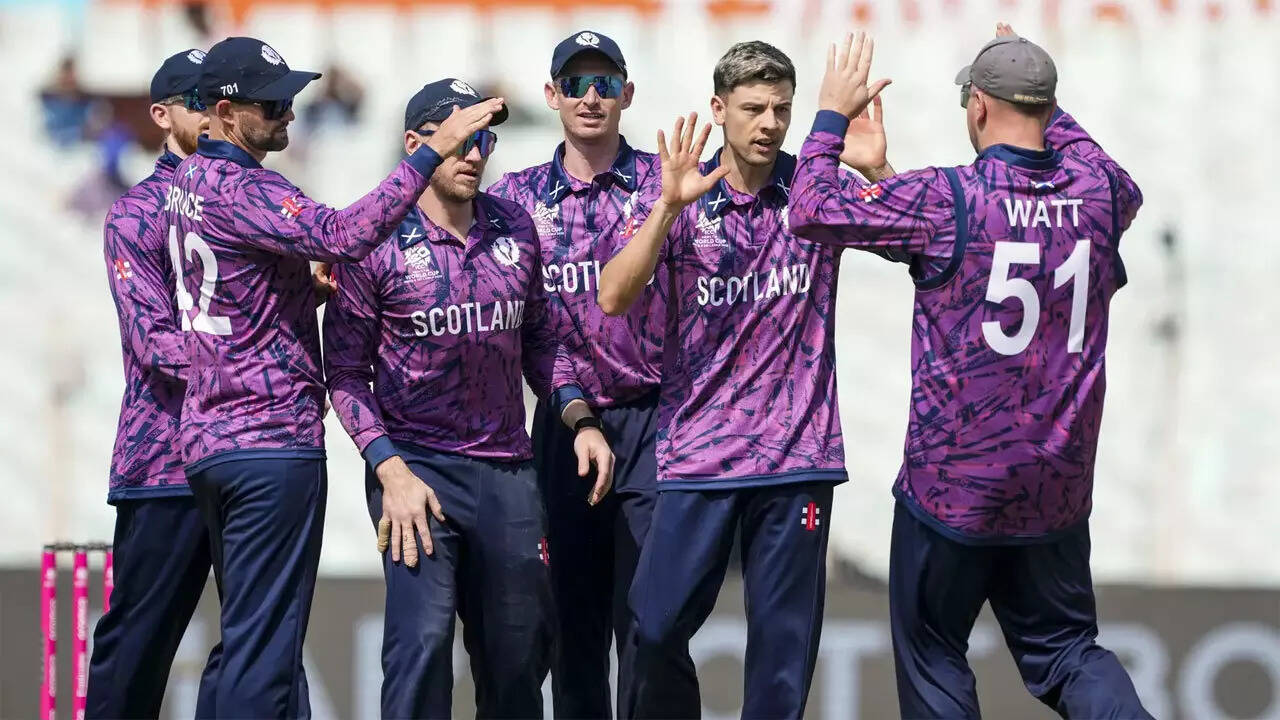 Scotland crash Italy's T20 World Cup party with emphatic win