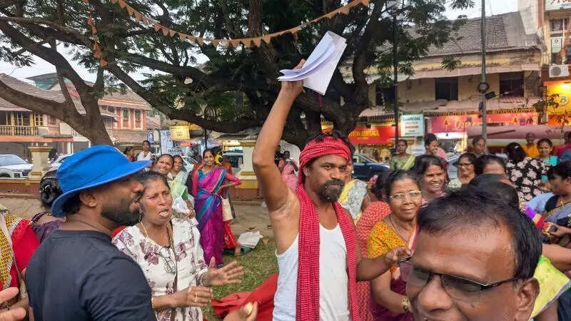 Chimbel residents end stir after govt order to relocate Unity Mall, Prashasan Stambh