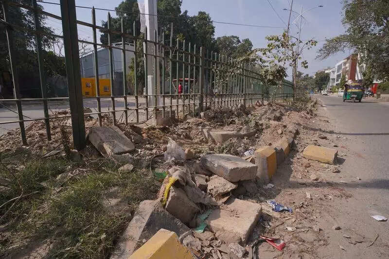 Gurgaon plans green cover on 37km roads, pathways this year, work to begin soon