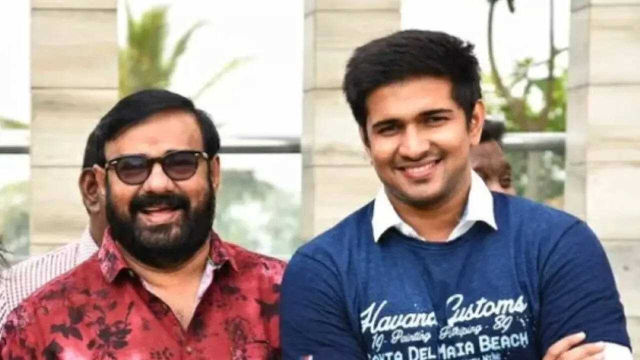 KSRTC bus hits car: Actor Niranj in road mishap