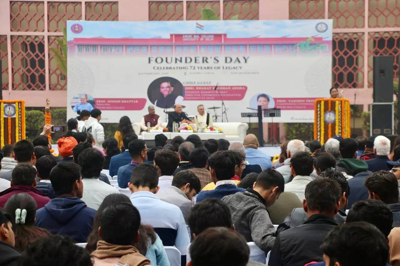 KMC marks 72nd Founder's Day with cultural vibrance