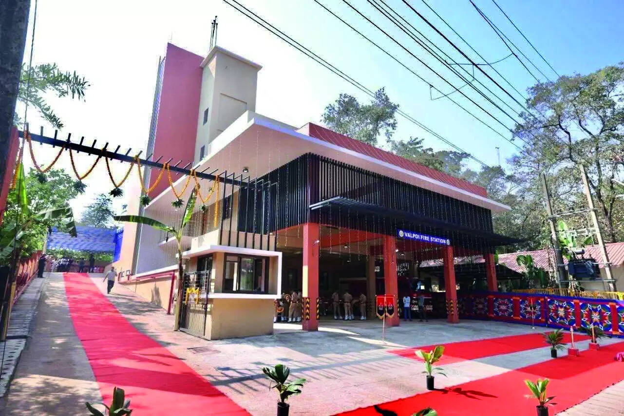 Firefighters must be fit, says CM at launch of new Valpoi building