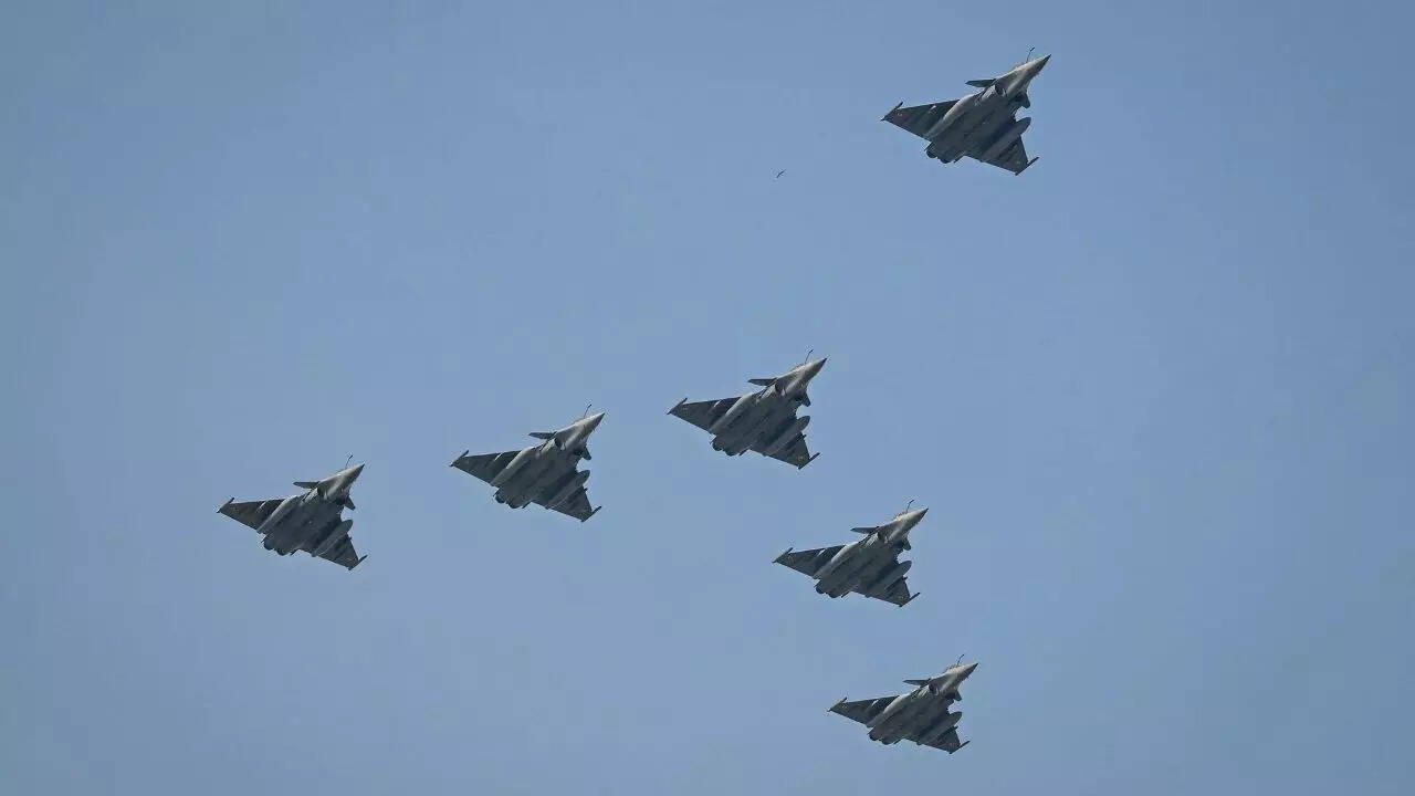 Defence council clears 114 Rafale jets; mega deal set to be India’s biggest ever