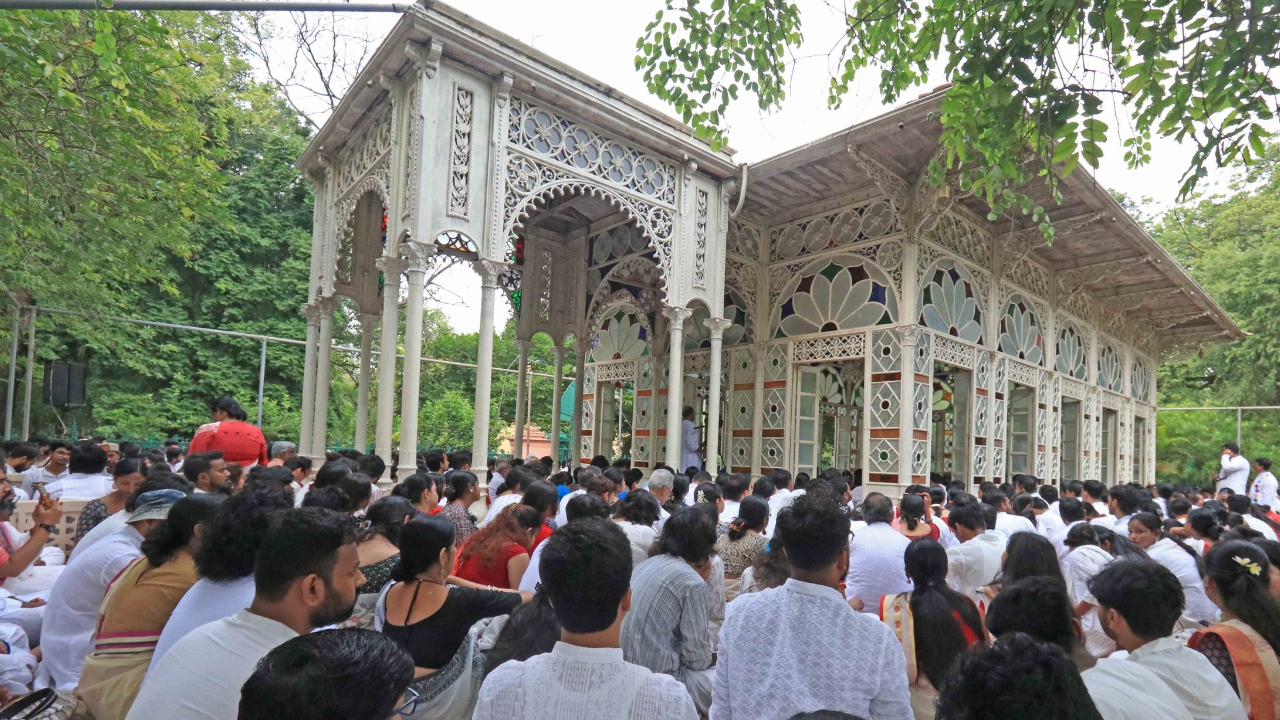 Visva-Bharati to build cowshed for strays on campus: VC