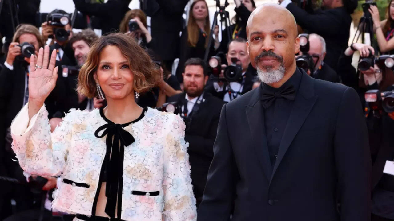 Halle Berry had cold feet before saying ‘yes’ to Van Hunt?