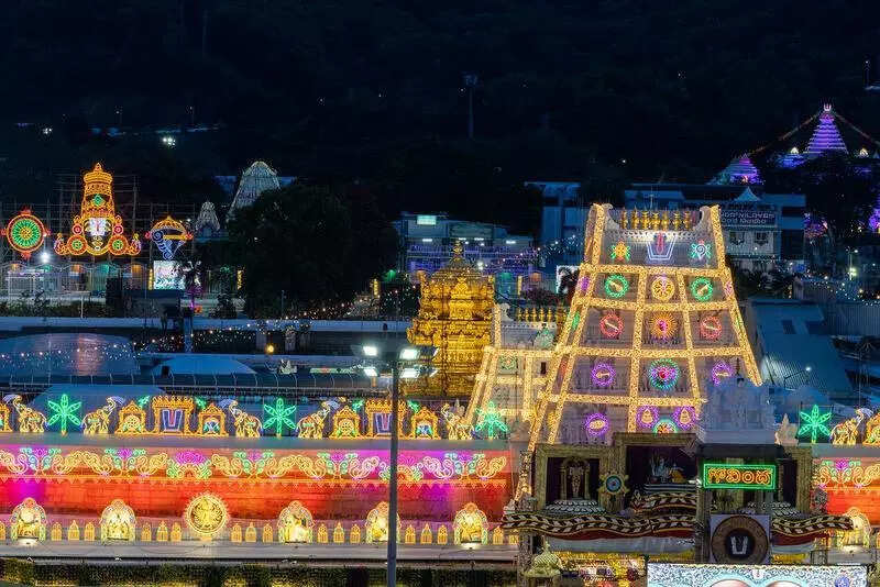Temple run turns arduous for pilgrims in Telangana, Andhra Pradesh