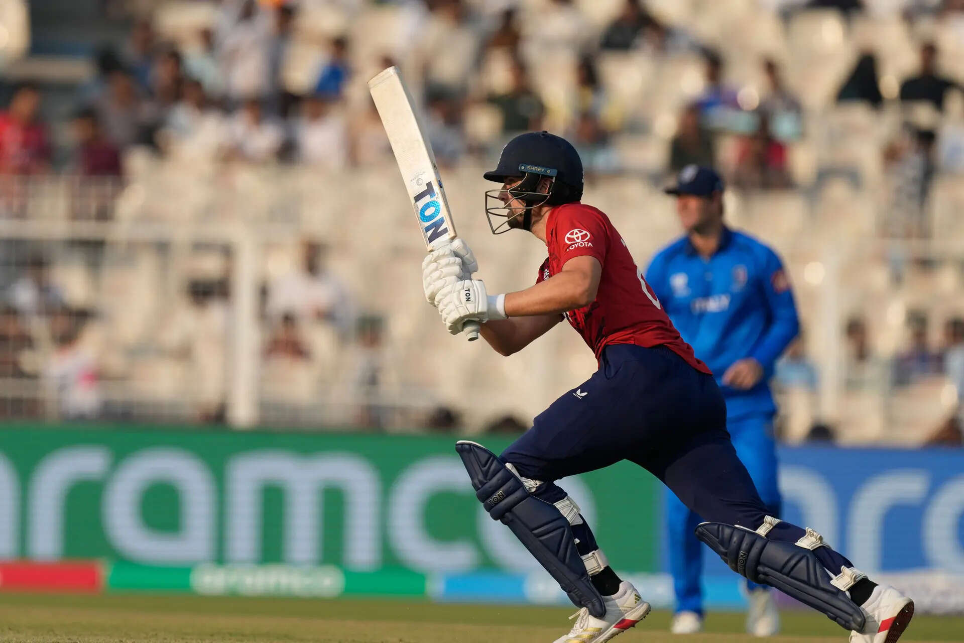 T20 WC LIVE: Sam Curran falls, England lose sixth wicket