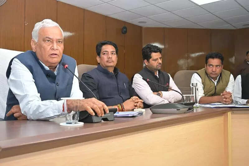 msid 128436521,imgsize 34456 https://jaipur.visitinrajasthan.com/wp-content/uploads/2023/10/cropped-cropped-R-2.png