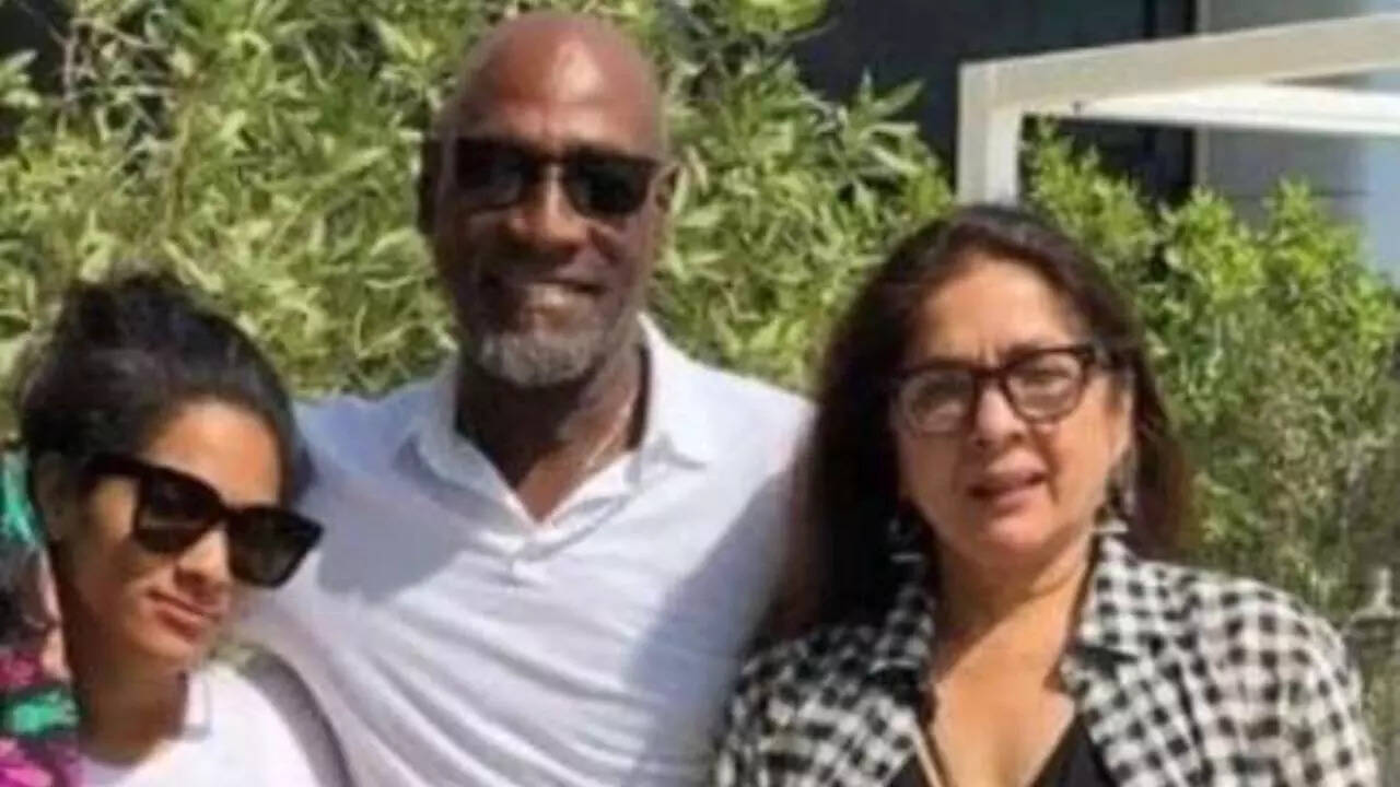 Neena Gupta says Vivian Richards agreed to her having Masaba