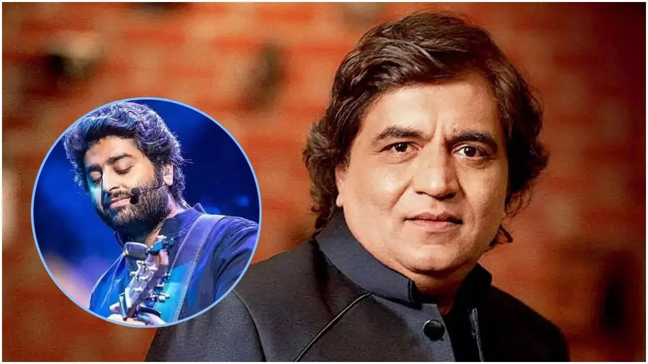 Swanand Kirkire requests Arijit Singh to come back and sing
