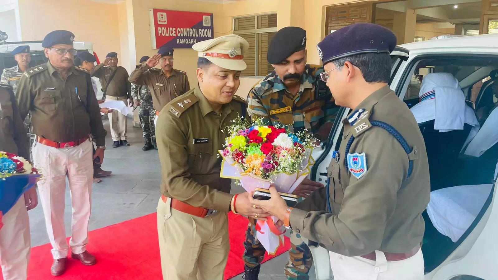 Inspector General reviews law and order in Ramgarh; Stringent actions against organised crime to be taken