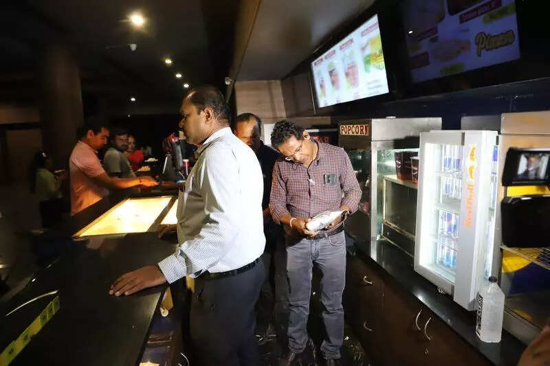 Food inspectors pause hygiene checks in Ahmedabad to serve snacks to councillors at budget meet