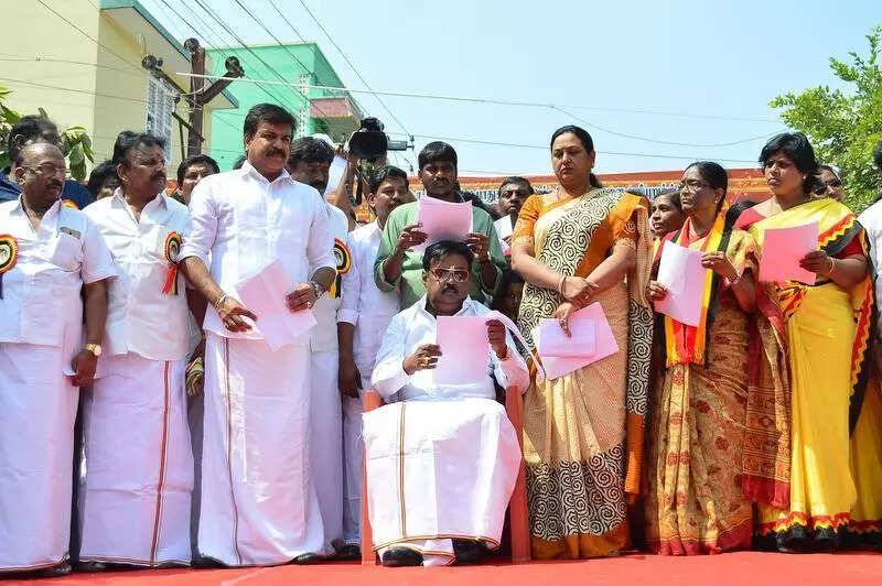 BJP: Vijayakant’s soul won’t forgive Premallatha for aligning with DMK