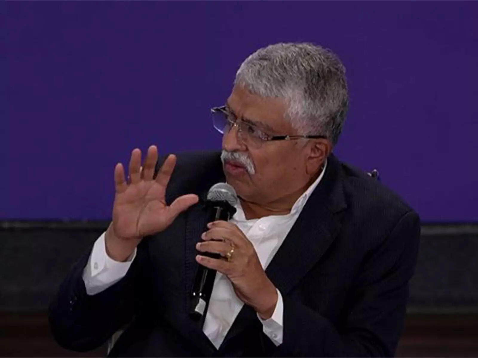 'White-collar resentment could wreck momentum'