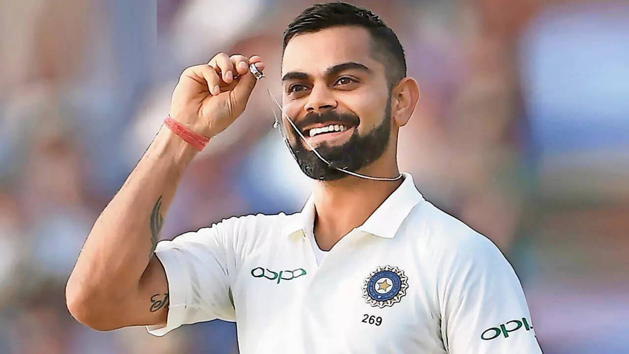 Virat Kohli is known for wearing his platinum wedding ring on a gold chain around his neck – a ritual he began around 2018. The ring necklace has since become one of his style signatures, and he is often seen kissing it in celebration