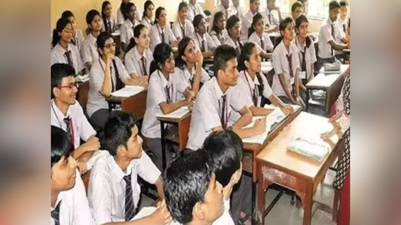 'Mobile Bidi Pustaka Hidi': Karnataka’s new school push; teachers urged to cultivate library habits among children