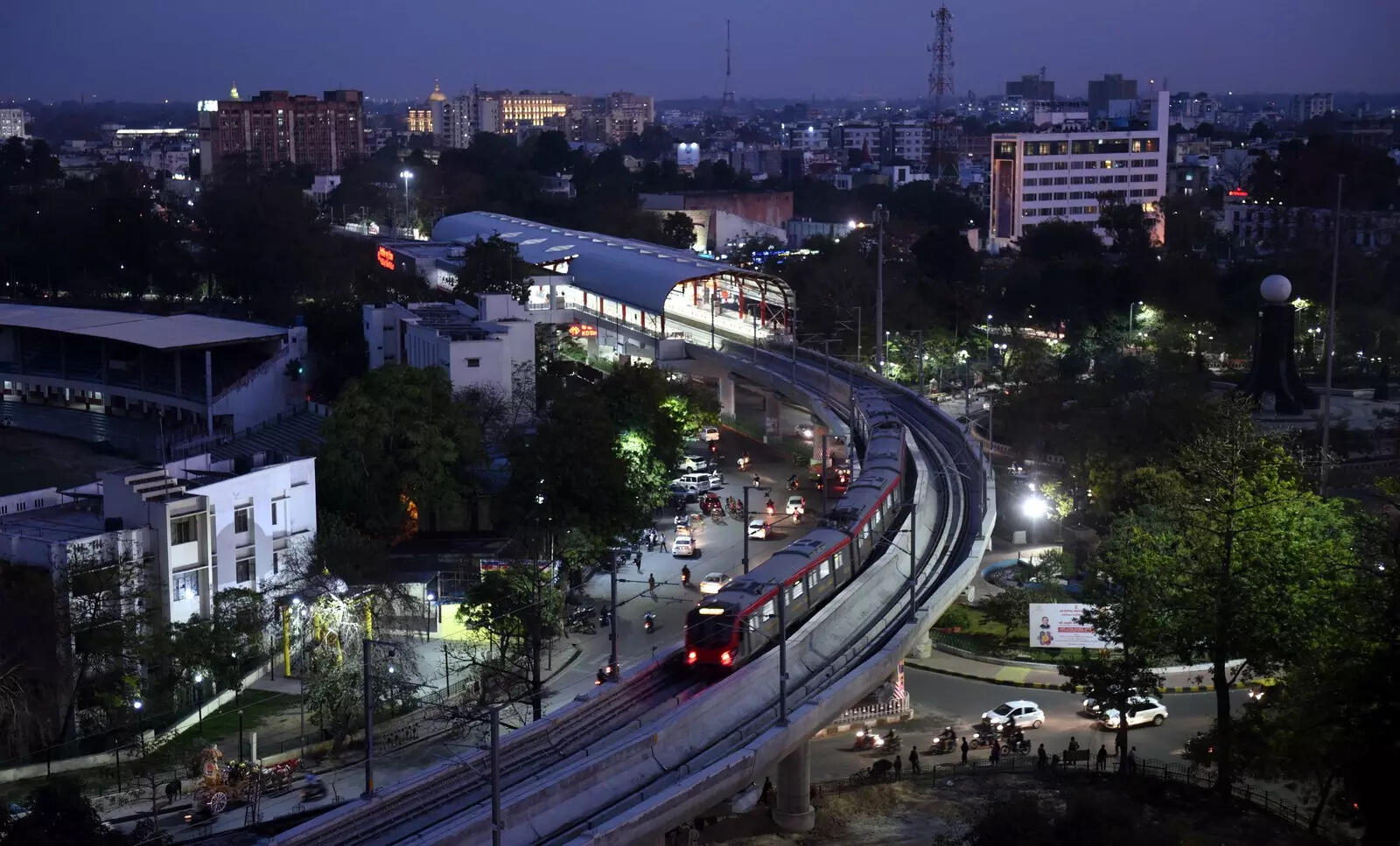 CAG finds Lucknow metro rails softer than required, raising wear-and-tear concerns
