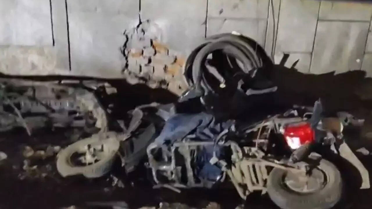 'We want justice': Co-workers of delivery executive killed in Delhi road crash