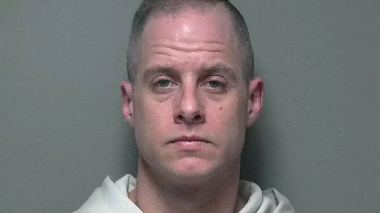 ‘American Idol’ alum Caleb Flynn fights back tears in court