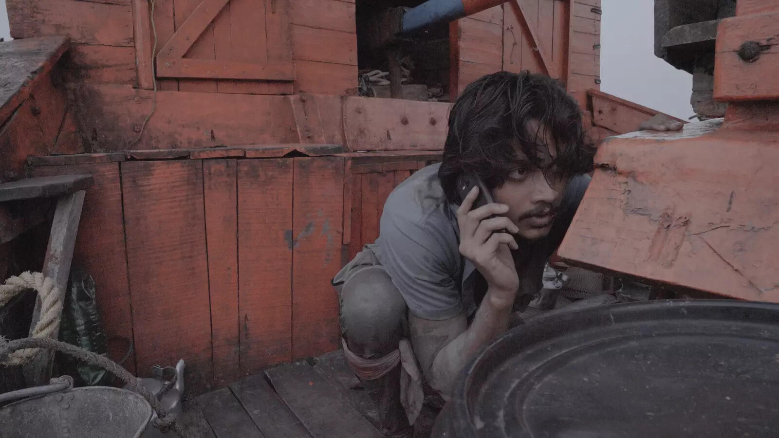 Authenticity or caricature: Bengali cinema’s love–hate relationship with dialects