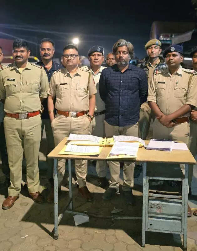 BSF inspector held for smuggling 3kg brown sugar