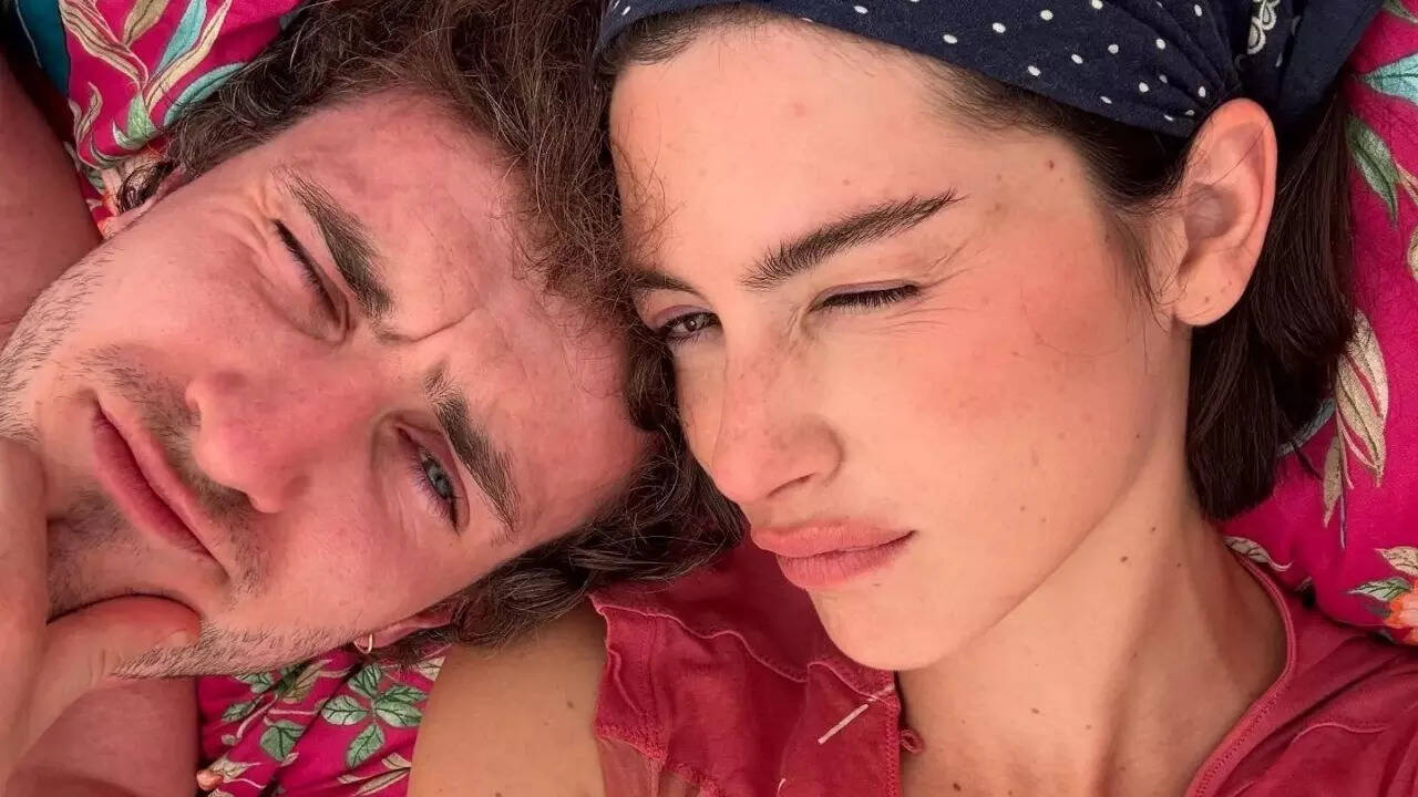 Paul Mescal and Gracie Abrams make red carpet debut at BAFTA