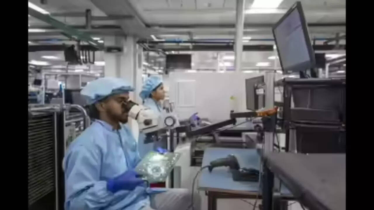 1.2 lakh new seats planned in 1,000 upgraded ITIs