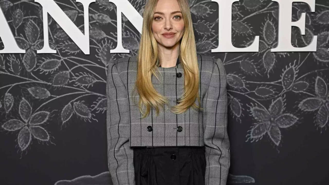Amanda Seyfried’s recent outfit is chic AND Gwyneth-coded