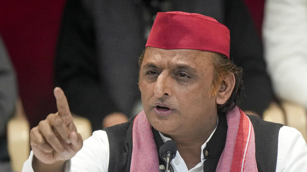 ‘INDIA bloc intact’: Akhilesh’s remark amid calls for leadership change in oppn camp