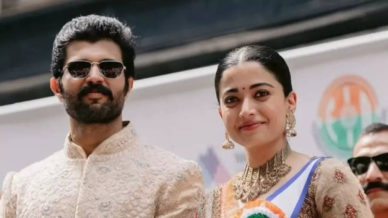 Vijay Deverakonda-Rashmika Mandanna's craziest viral moments