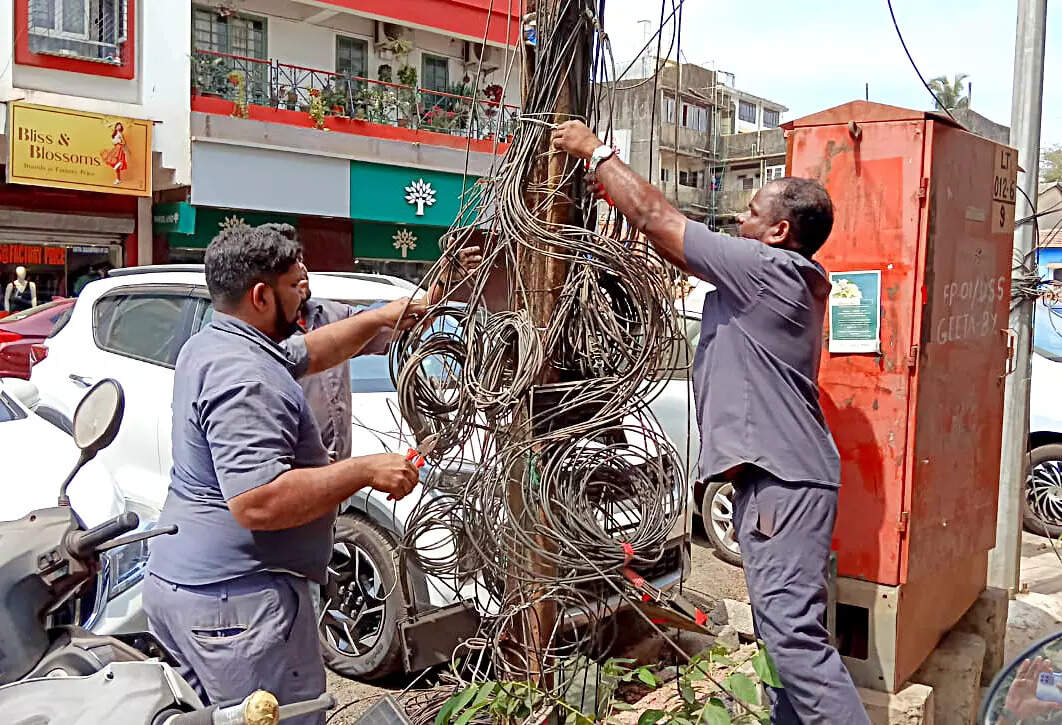 Probe begins into plaint against cops’ failure to lodge FIR on illegal cables