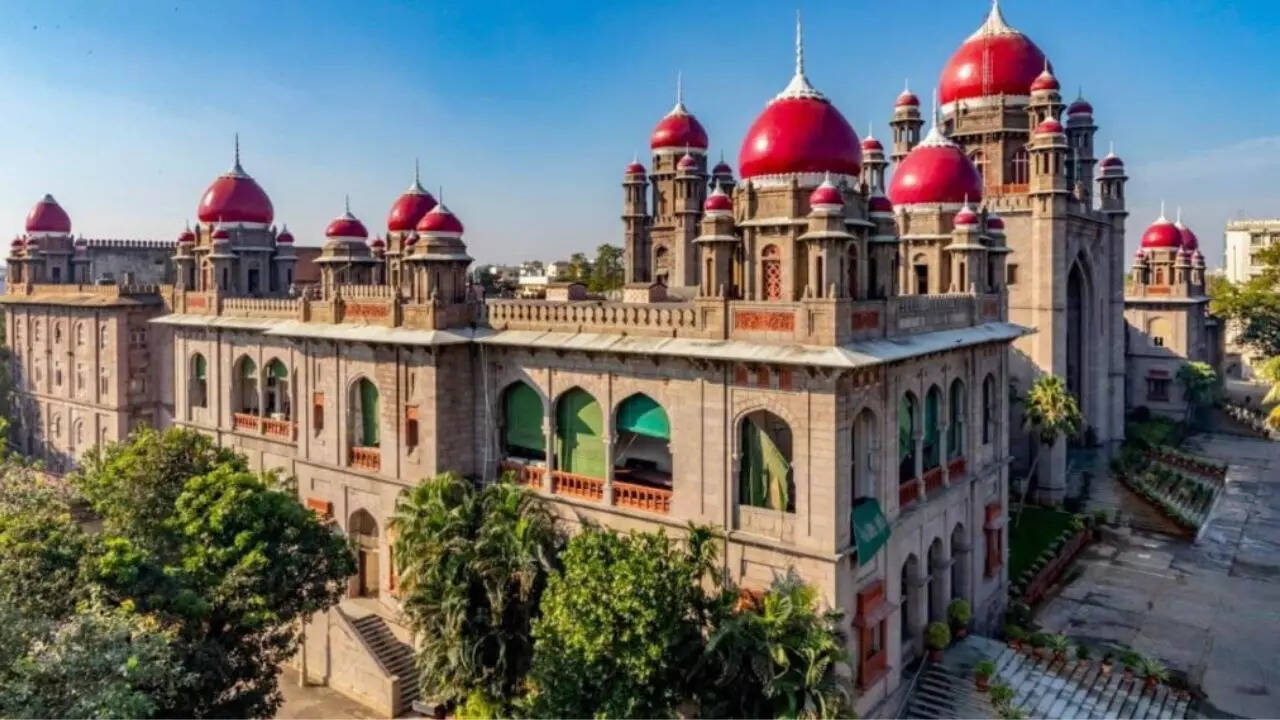 Reply on lack of equipment at T dialysis centres: HC