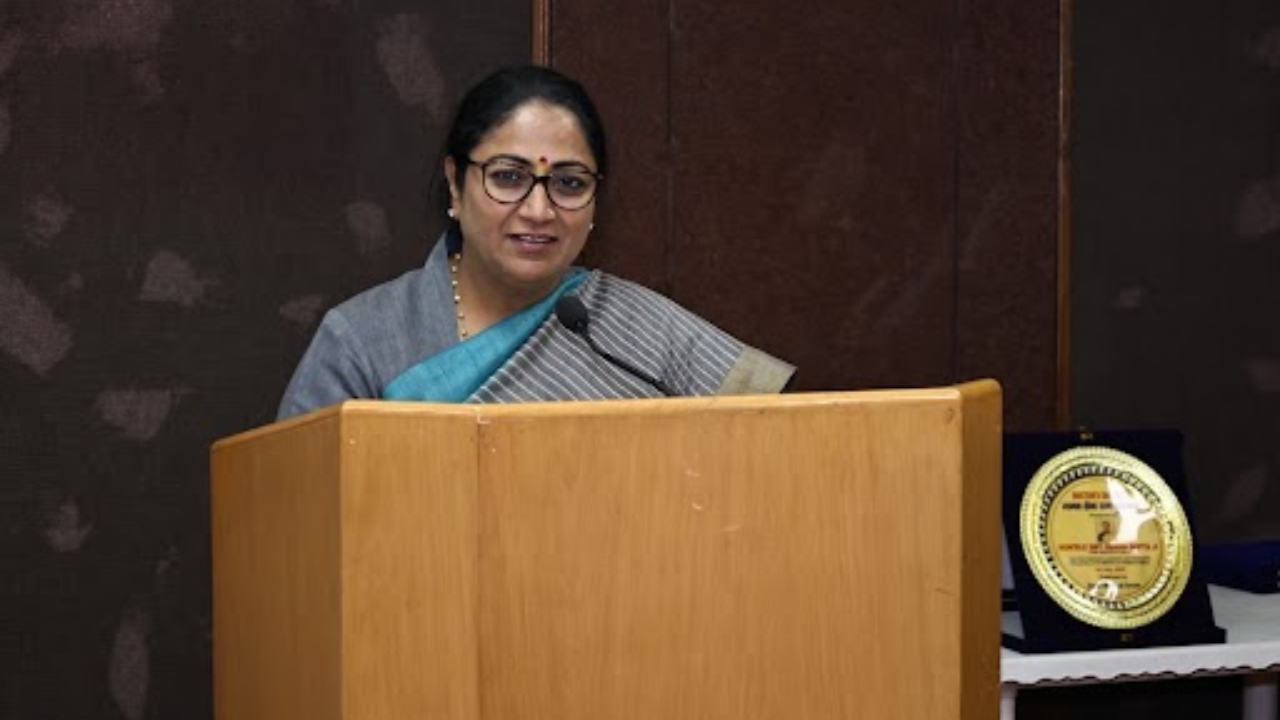 Delhi govt brings widow, disability programme beneficiaries under Ayushman Bharat scheme