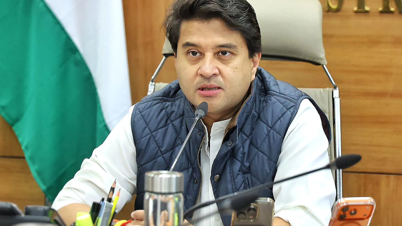 Communications minister Scindia slams BSNL director’s lavish Prayagraj trip; issues show-cause notice