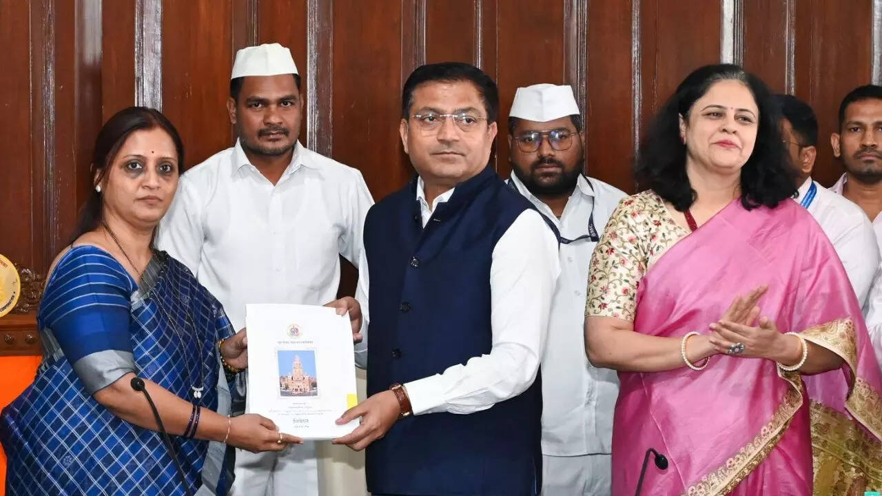 BMC budget: Rs 4,248 crore earmarked for education; NCC units, 20,000 tablets, CBSE school, AI lab on cards